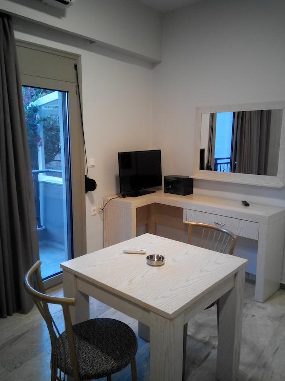 Attalos Apartments Agia Pelagia Quarto foto