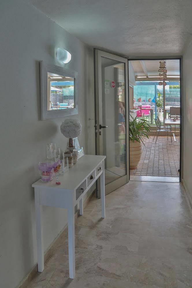 Attalos Apartments Agia Pelagia Exterior foto